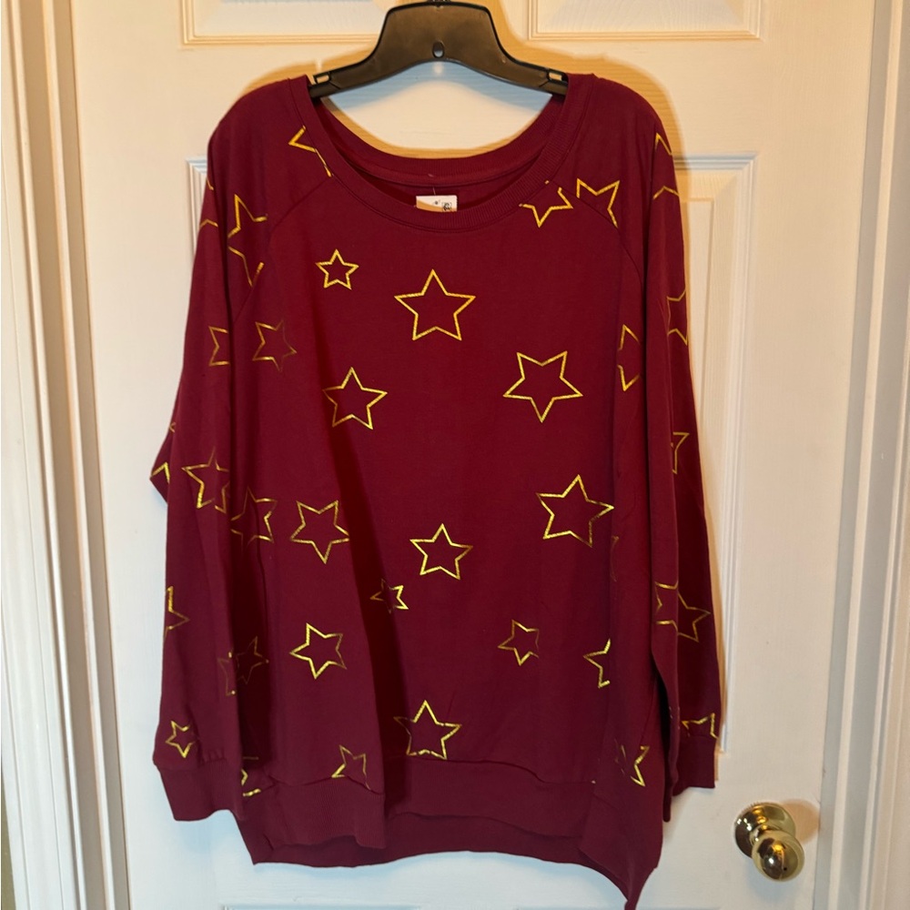 Doe & Rae Burgundy Star Sweatshirt